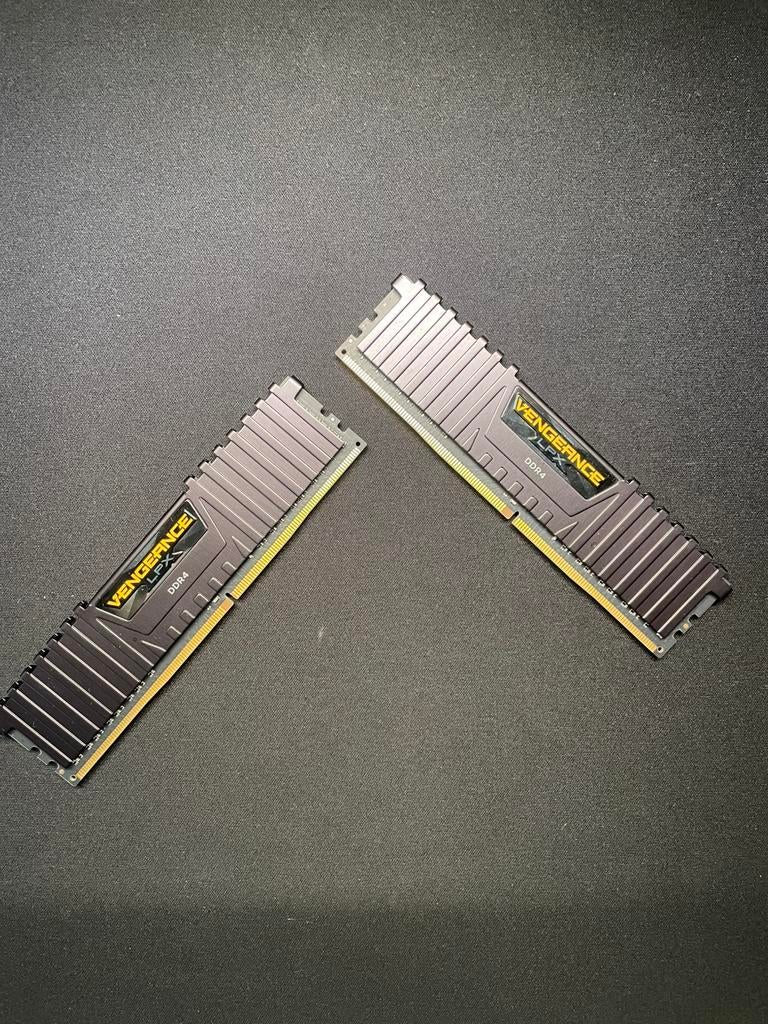 Ddr4 16gb ram geheugen 3200Mhz, Computers en Software, DDR4, Ophalen of Verzenden, Zo goed als nieuw, Desktop