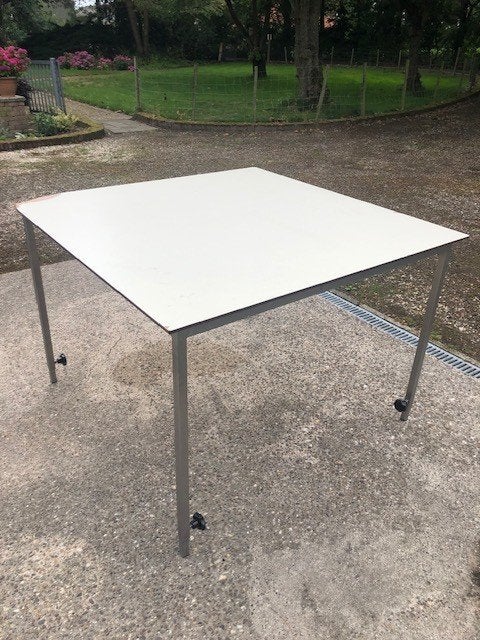 hoge werk/sta tafel, Ophalen, Gebruikt