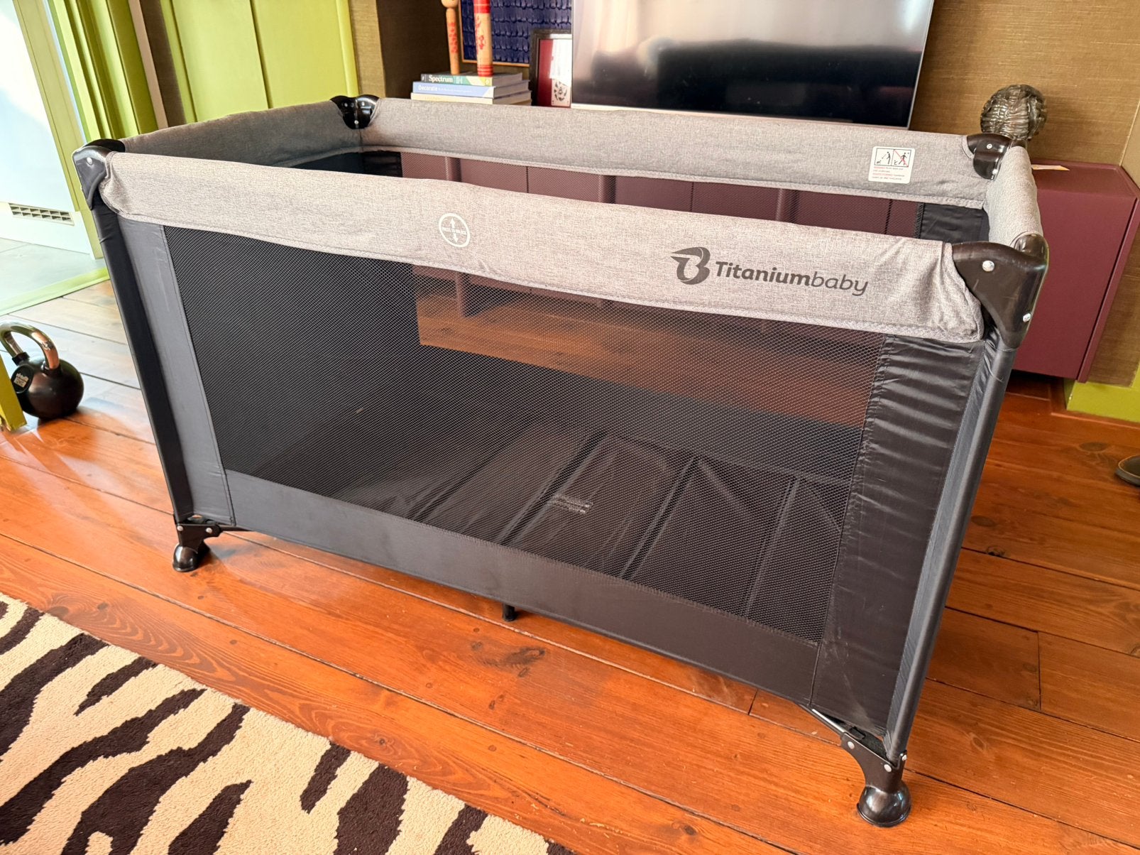 Titaniumbaby campingbed – Handig en compact!, Ophalen, Gebruikt, Rechthoekig