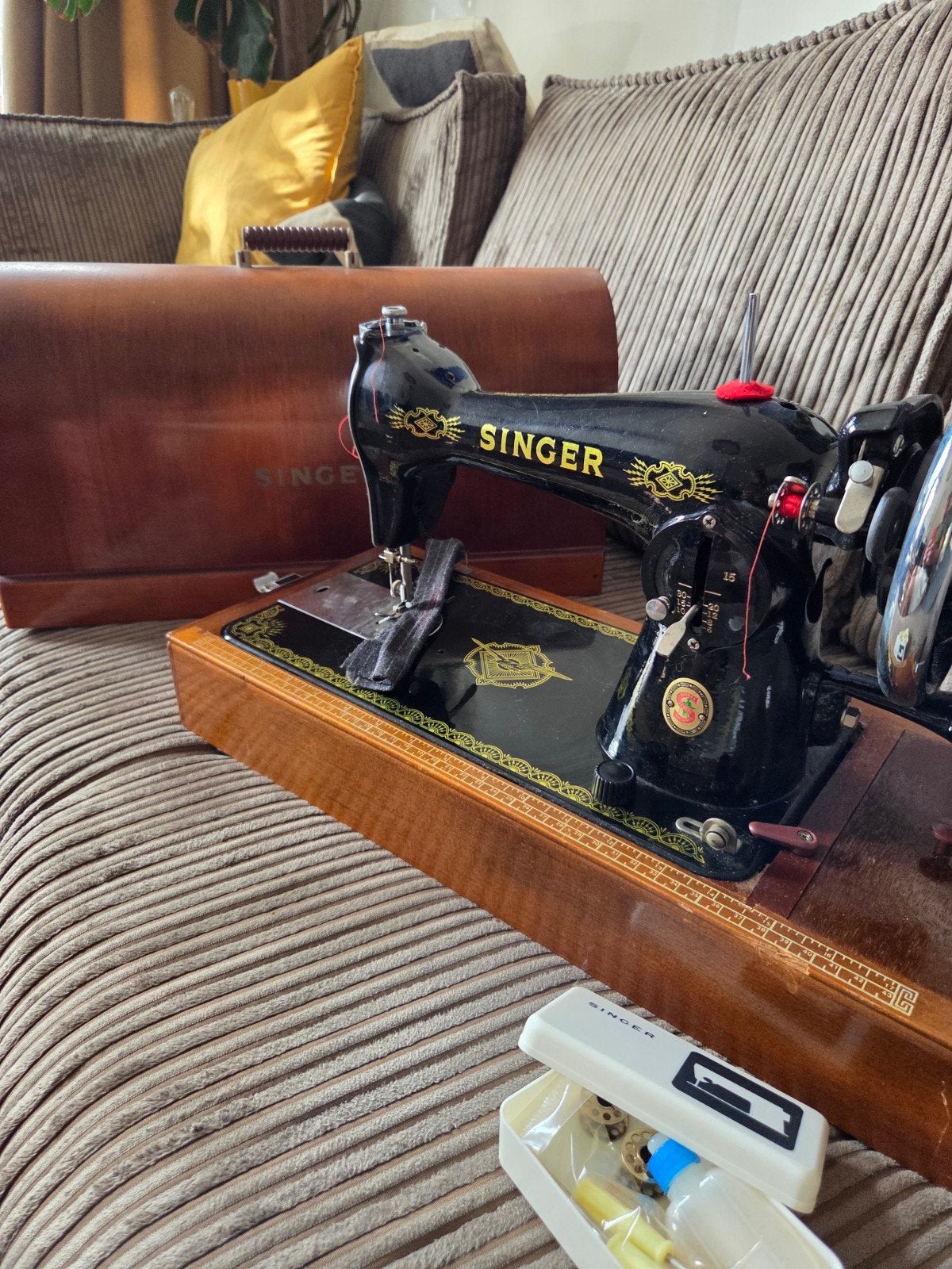 Singer naaimachine compleet met boekje en onderhoudsset, Ophalen of Verzenden, Gebruikt, Naaimachine, Singer