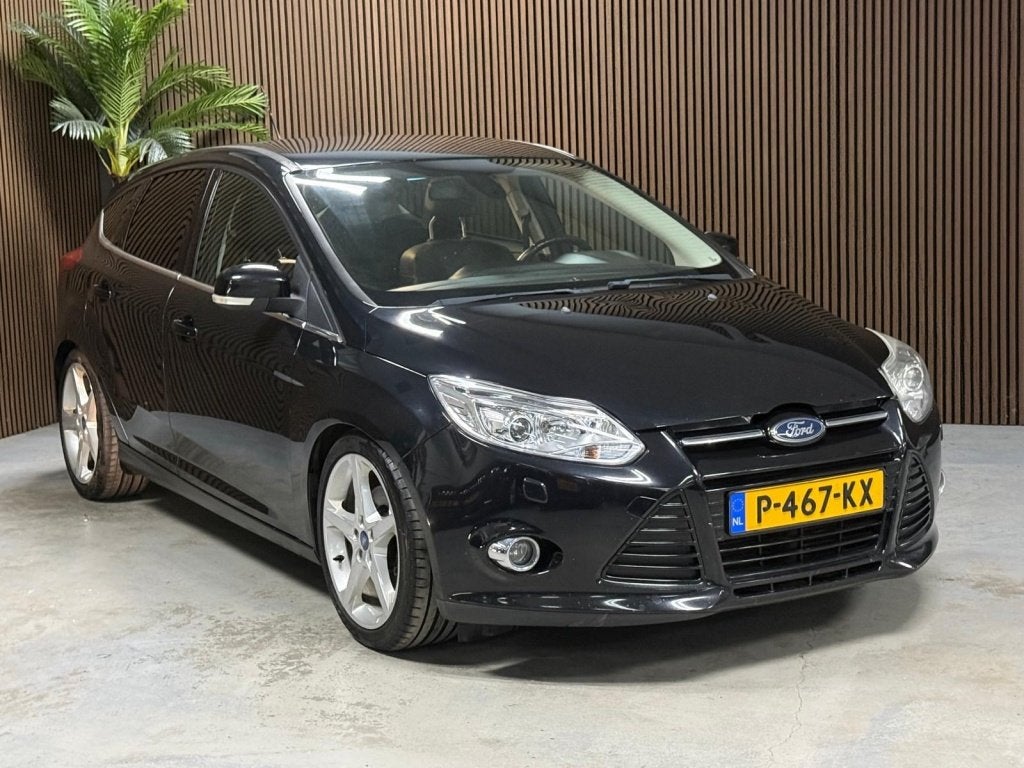 Ford Focus 1.6 EcoB. Titanium (bj 2011), Auto's, Gebruikt, 4 cilinders, Zwart, 665 kg