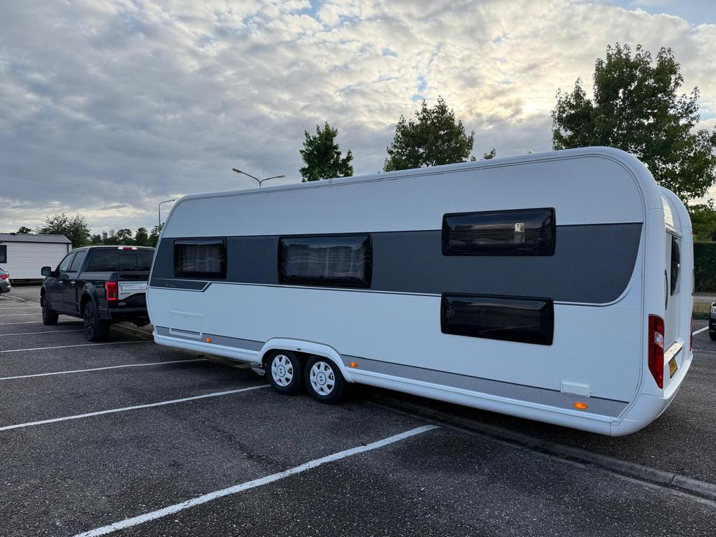 Hobby 650 KFME, Caravans en Kamperen, Caravans, Mover, Rondzit, Hobby, Particulier