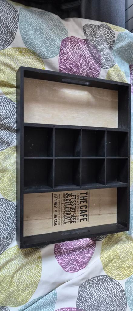 Zwart houten dienblad met vakjes, Ophalen of Verzenden, Gebruikt, Rechthoekig, Hout