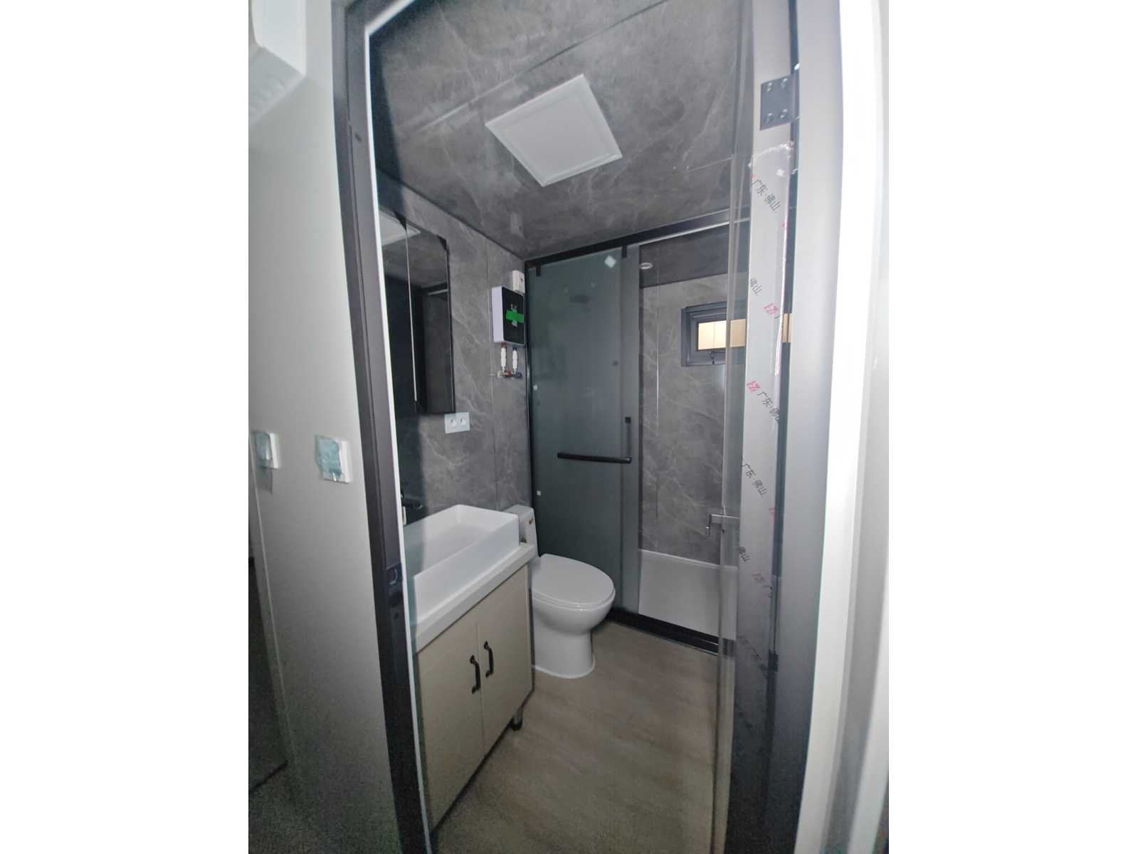 Rhino Houses 20ft balcony zwart Tiny house