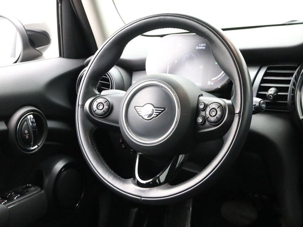 MINI 5-deurs Cooper Business Edition Aut. (bj 2021), Auto's, Mini, Gebruikt, Met garantie (alle), Origineel Nederlands, Bedrijf