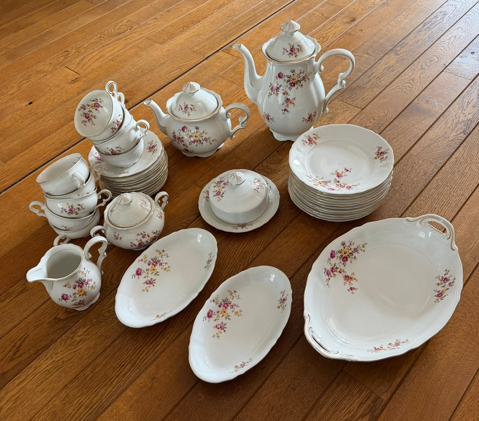Mitterteich Bavaria zeer uitgebreide vintage serviesset, Antiek en Kunst, Antiek | Servies compleet, Ophalen