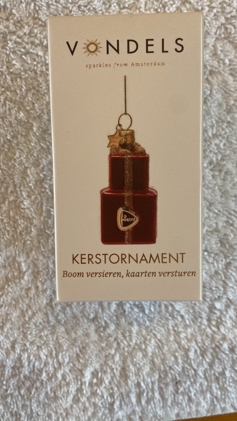 Kadootje van post vondels kerstornament, Diversen, Kerst, Ophalen of Verzenden, Zo goed als nieuw