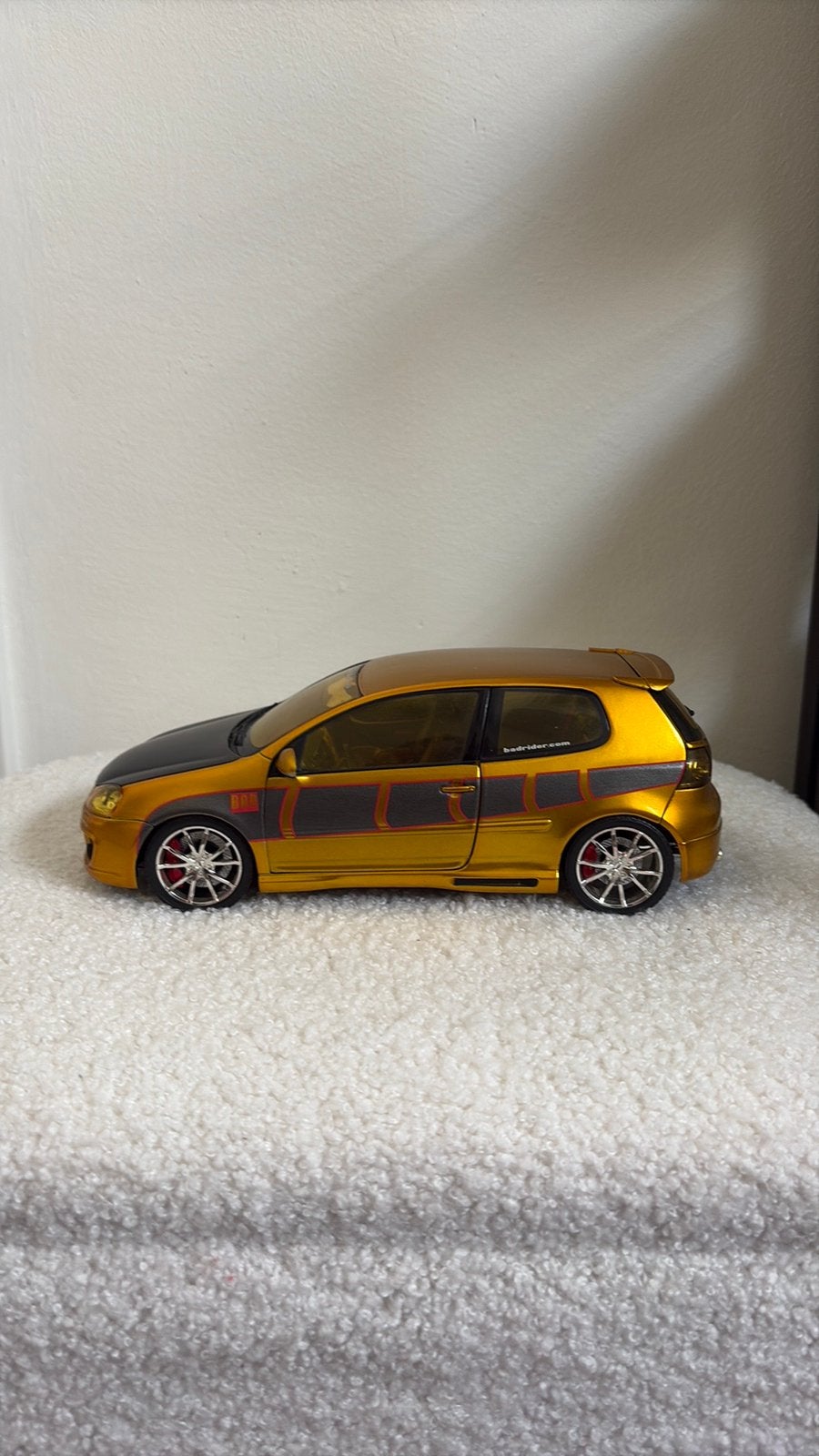 Volkswagen Golf V Bad Rider GTI Tuners, Ophalen of Verzenden, Zo goed als nieuw, Auto, Dinky Toys