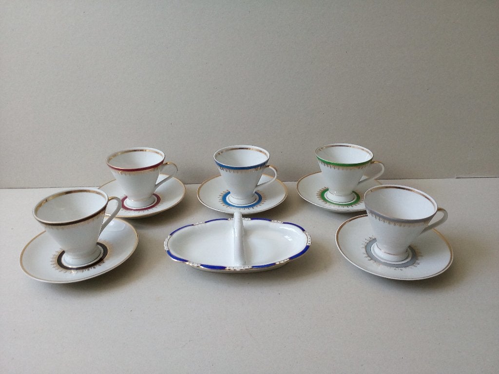 Vintage porseleinen kop en schotels met serveerschaal, Ophalen of Verzenden, Huis en Inrichting
