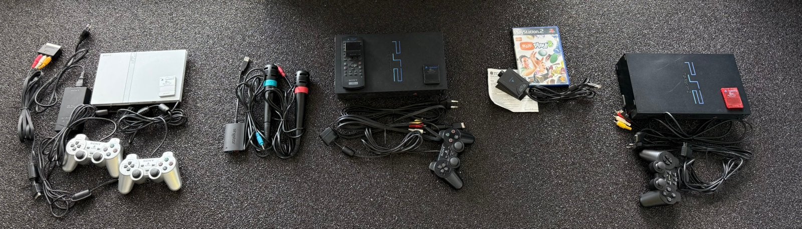 Verzameling 3x Playstation 2 + remote + Memory cards Eye-Toy, Ophalen, Gebruikt