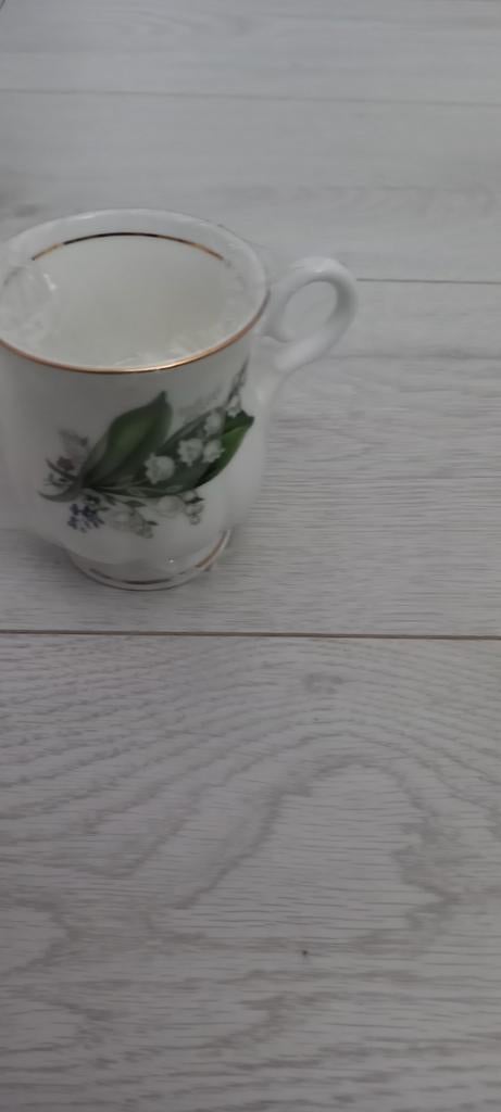 Mok Lily, Ophalen of Verzenden, Nieuw, Overige stijlen, Kop(pen) en/of Schotel(s)