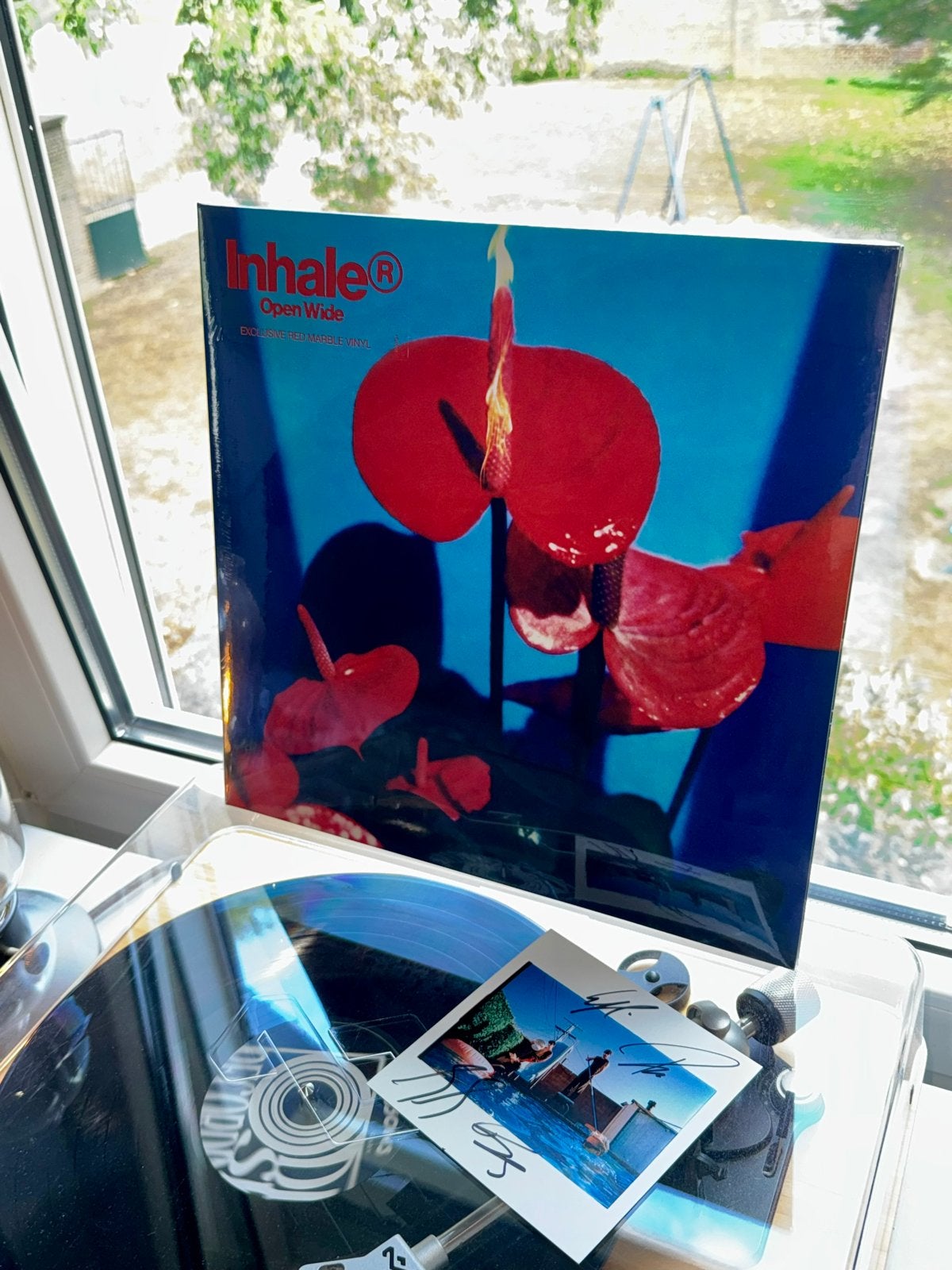Inhale Open Wide LP - Exclusieve Rode Vinyl + Gesigneerde Pr, Ophalen of Verzenden, 12 inch, Nieuw in verpakking, Colored vinyl