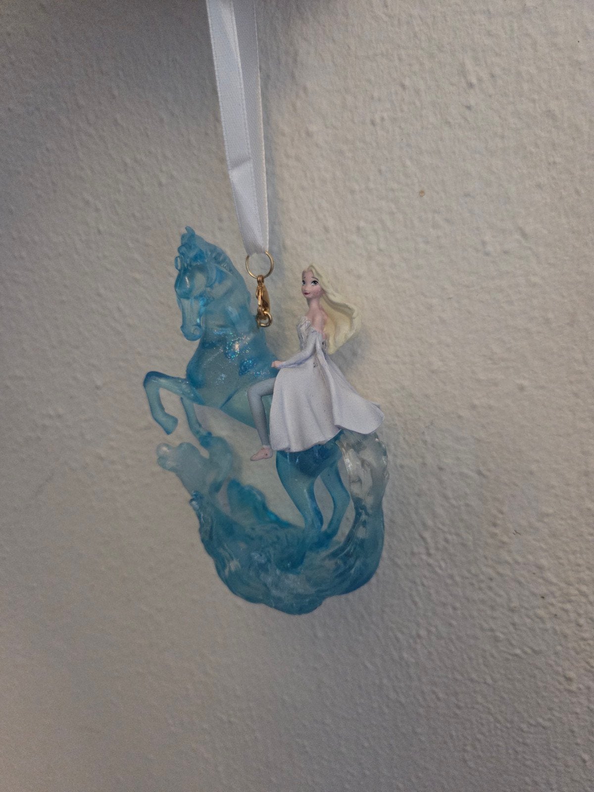 disney ornament frozen, Ophalen of Verzenden, Overige figuren, Zo goed als nieuw, Beeldje of Figuurtje
