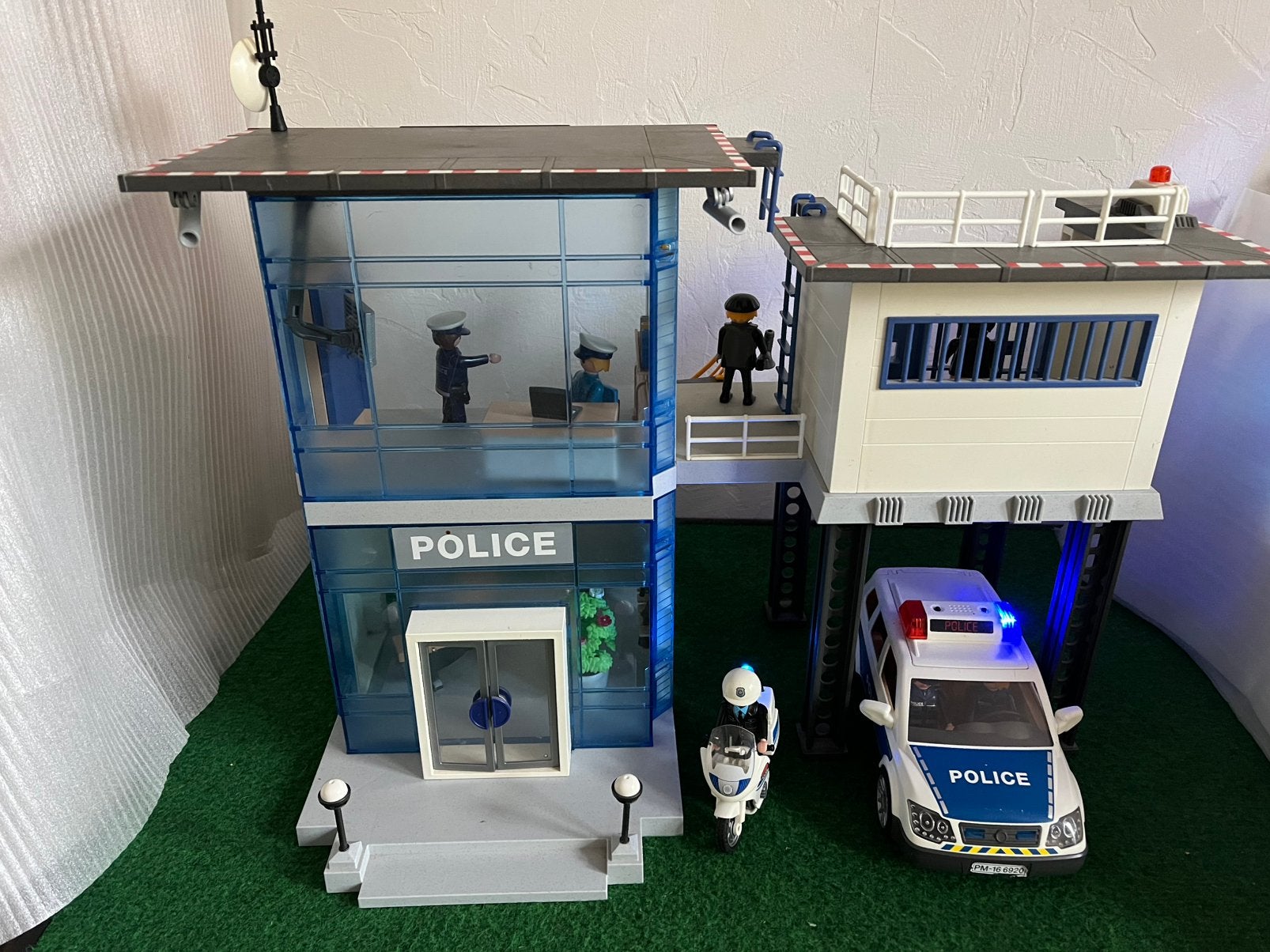 Playmobil groot politiebureau met extra’s 5176, Ophalen of Verzenden, Zo goed als nieuw