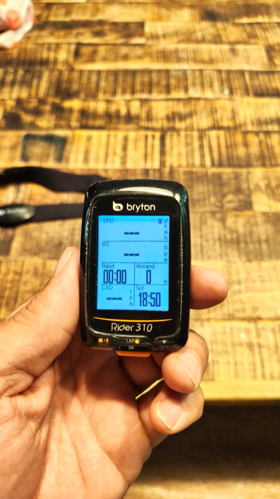 Bryton Rider 310 fietscomputer met sensoren, Ophalen of Verzenden, Draadloos, Gebruikt