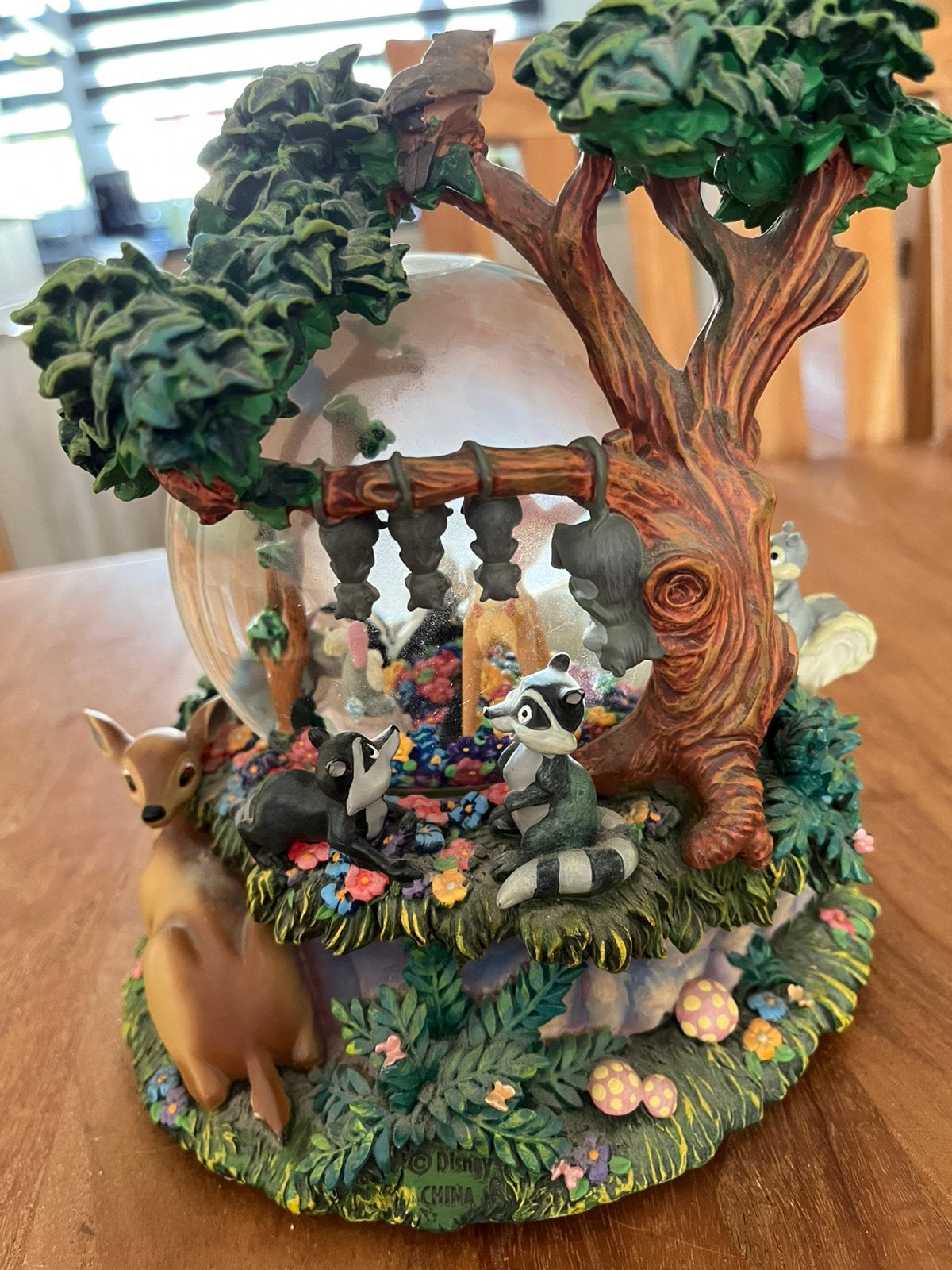 Disney Snowglobe Bambi. Alleen ophalen in Delft, Verzamelen, Ophalen, Zo goed als nieuw, Beeldje of Figuurtje