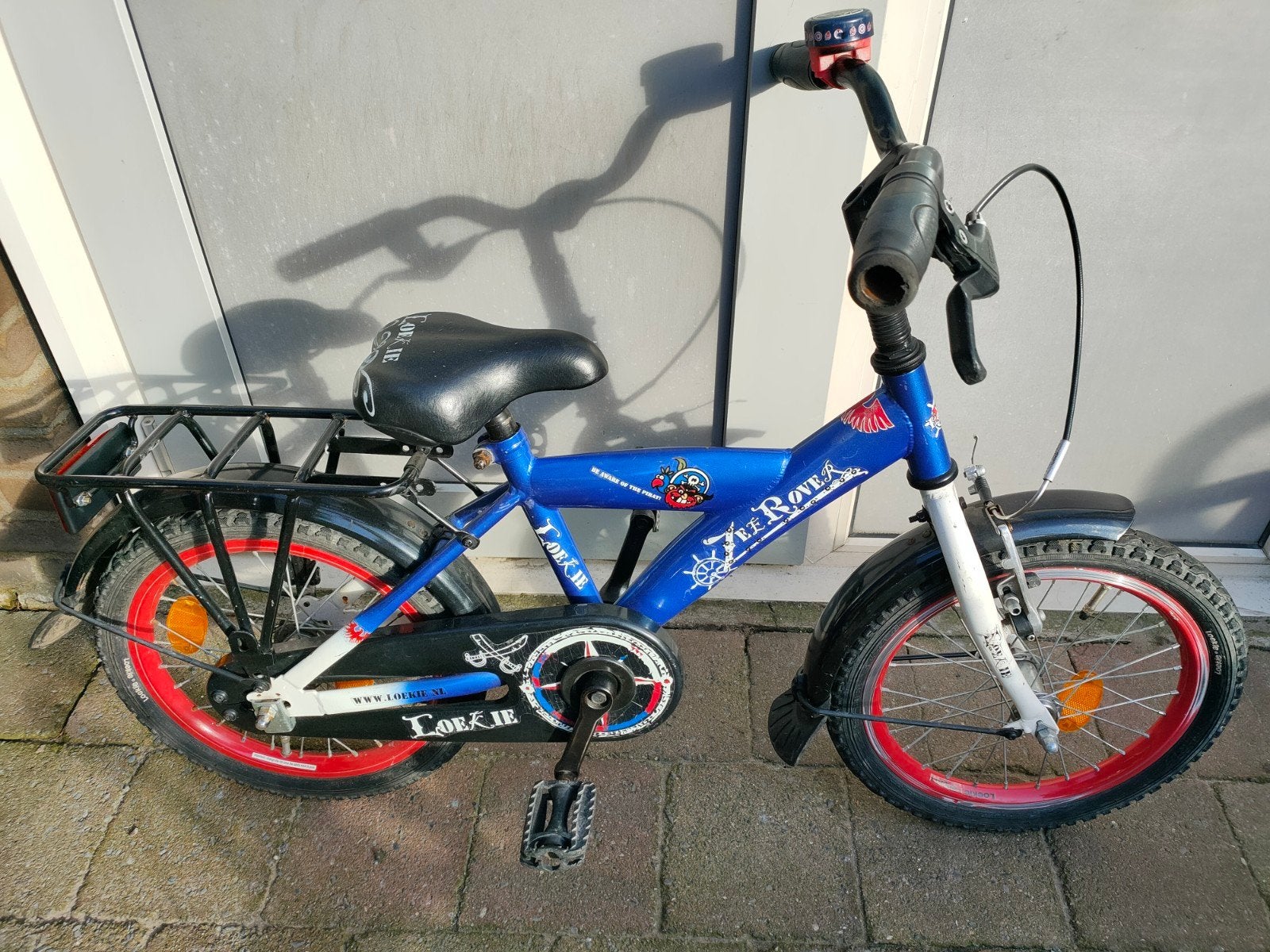 16 inch Loekie Zeerover kinderfiets, Fietsen en Brommers, Ophalen, Terugtraprem, Gebruikt, Loekie Zeerover
