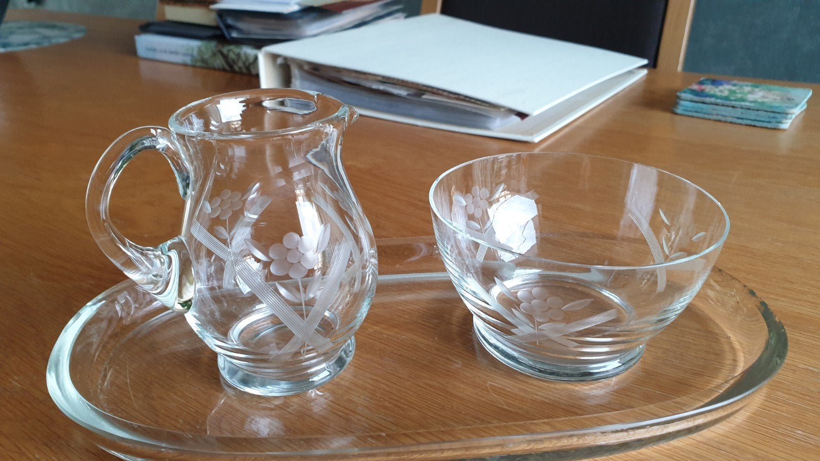 Glazen roomstelletje mooi gedecoreerd, Ophalen of Verzenden