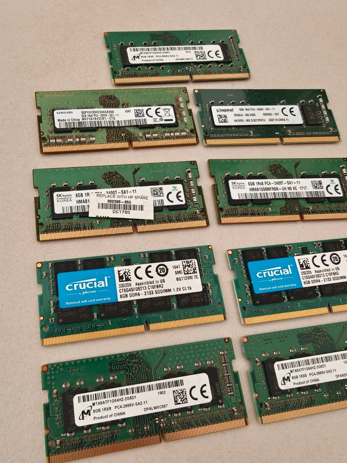 Foto 2 van RAM Geheugen DDR4 8GB - 4Gb  Verschillende Op Voorraad
