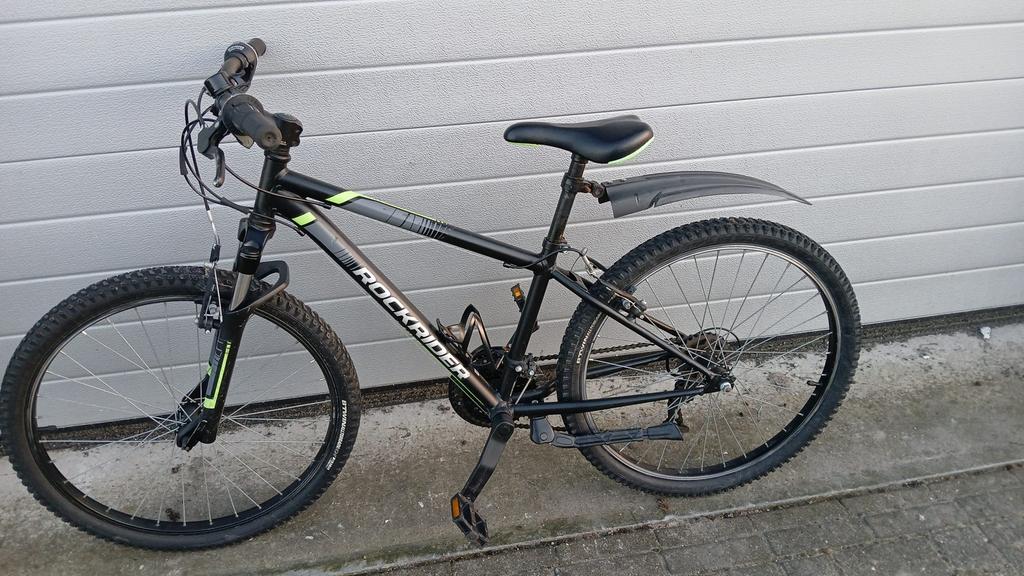 Rockrider st500 24 inch mountainbike te koop, Fietsen en Brommers, Fietsen | Jongens, Ophalen, Zo goed als nieuw, 24 inch
