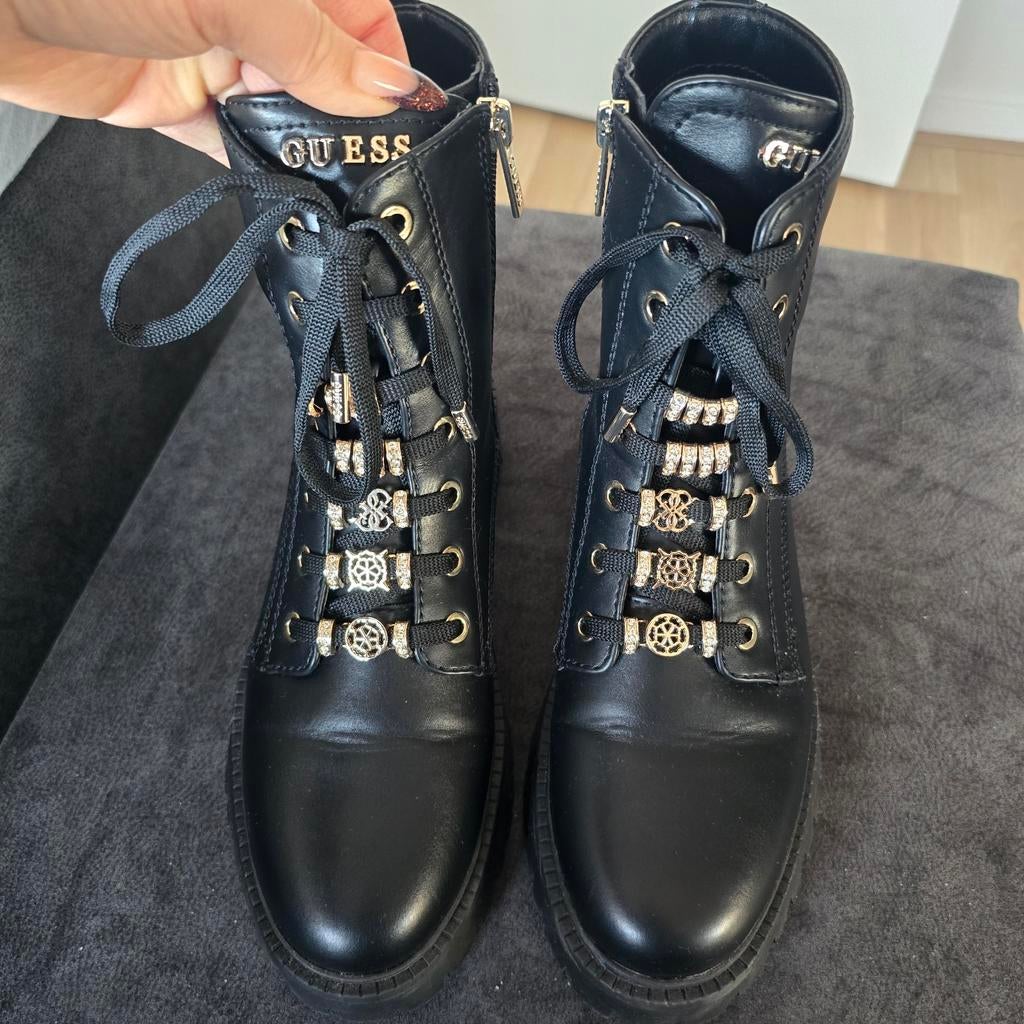 Guess fiona boots, maat 38, Kleding | Dames, Schoenen, Guess, Zwart, Lage of Enkellaarzen, Ophalen of Verzenden