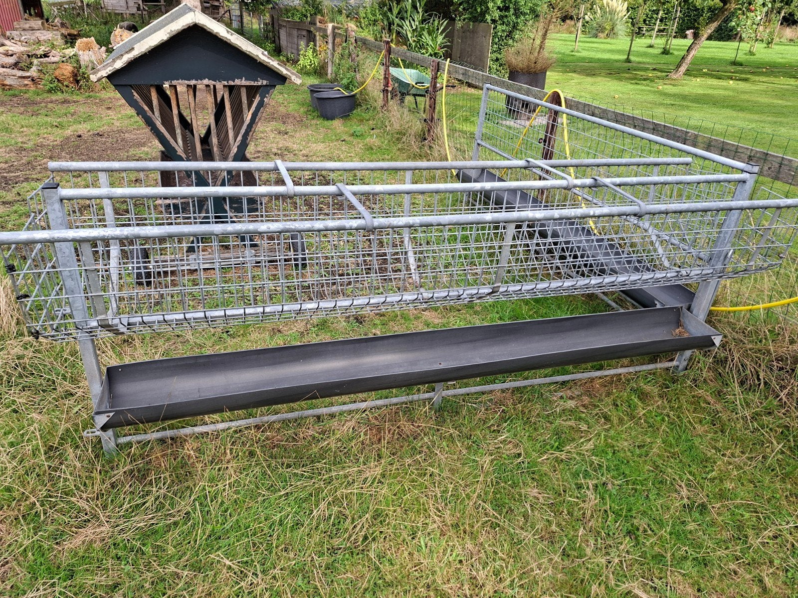(9 stuks) Veno hekken, voerhekken met goot en ruif, en poort, Dieren en Toebehoren, Stalling en Weidegang