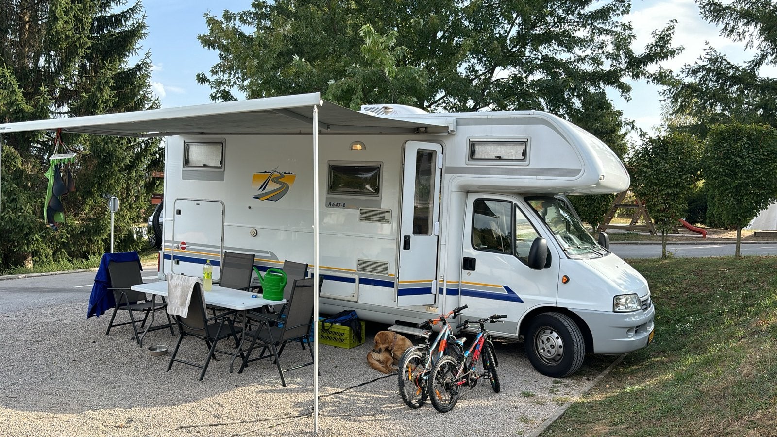 Ruime Alkoof camper met 6 slaap en zitplaatsen, Caravans en Kamperen, Campers, Alkoof, Ringverwarming, Fiat, Bürstner