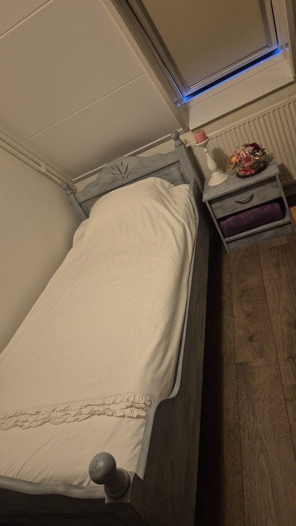 1 persoons ledikant bed brocant, Ophalen, Verstelbaar, 90 cm, Eenpersoons
