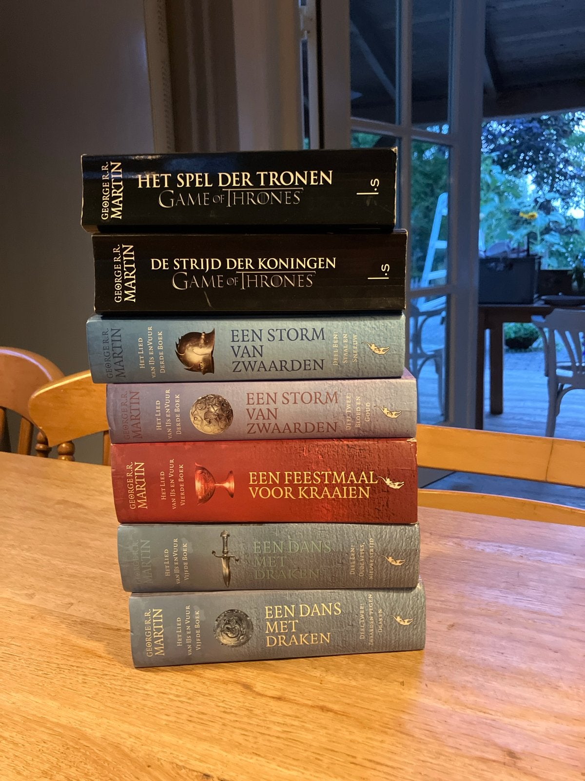 Game of Thrones boekenreeks - Hele serie, Boeken, Ophalen of Verzenden, Gelezen