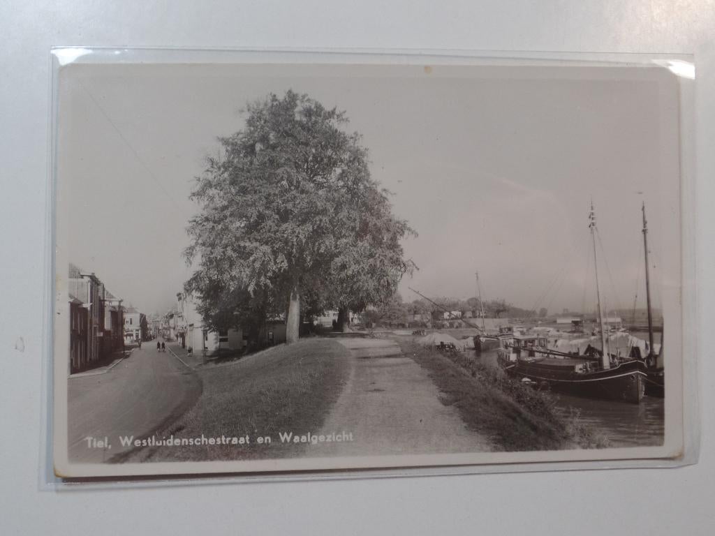 Tiel 32 de Waal, Ophalen of Verzenden, 1920 tot 1940, Gelopen, Gelderland
