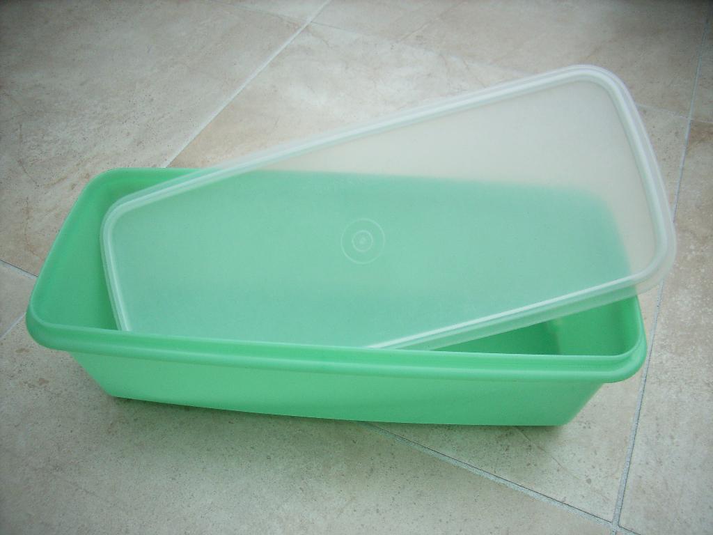 grote, langwerpige Tupperware voorraadbak/groentebak+ deksel, Ophalen of Verzenden, Zo goed als nieuw, Groen, Bak of Kom