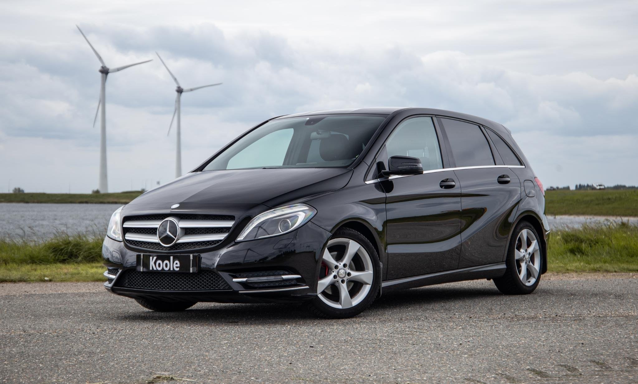 Mercedes-Benz B-klasse 180 Ambition AUTOMAAT / CRUISE CONTRO, 1325 kg, Gebruikt, Euro 6, Particulier