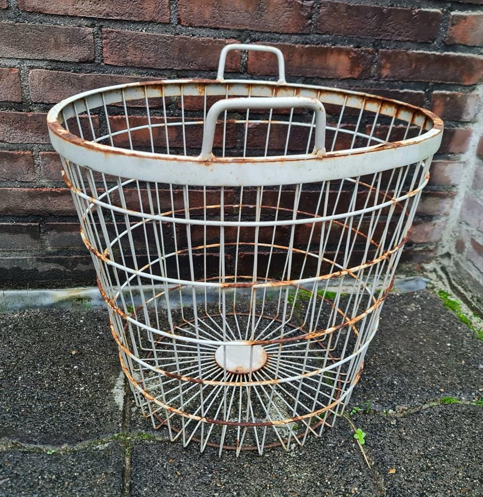 Metalen draadmand oogstmand aardappelmand herfstmand vintage, Ophalen, Overige materialen, Gebruikt, Mand