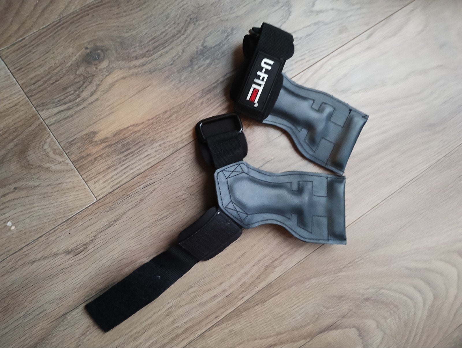 U-FIT CrossFit Grips - 2x gebruikt, Ophalen of Verzenden, Zo goed als nieuw, Armen, Overige typen