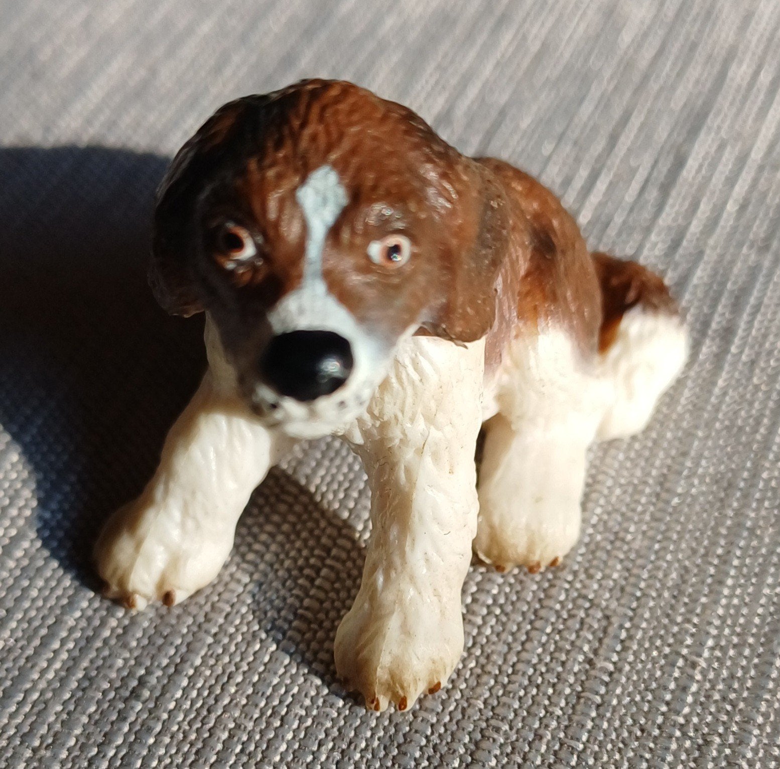 Schleich hondje labrador, Ophalen of Verzenden, Zo goed als nieuw, Dier