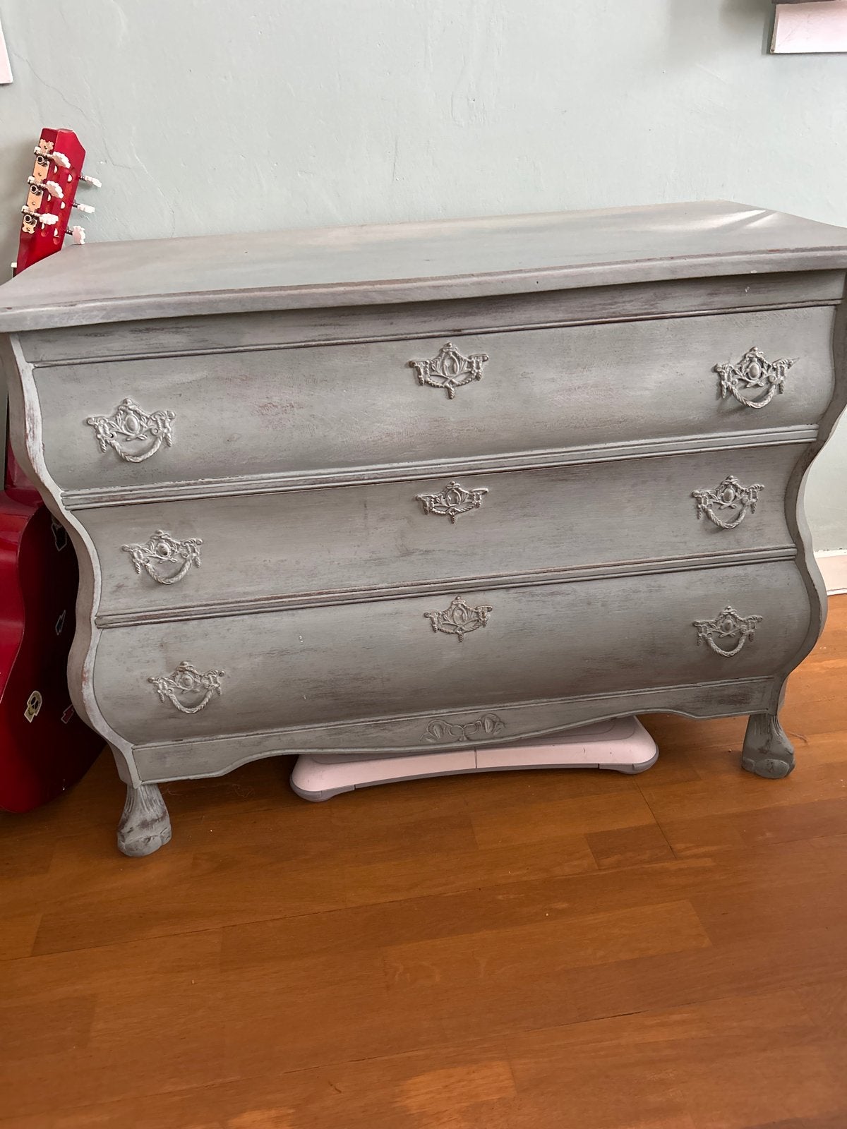 Brocante buikkastje met grijsgroene krijtverf, Ophalen