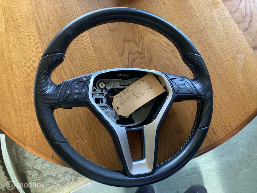 Stuur leder Mercedes B-klasse W246 ('11-'19), Auto-onderdelen, Gebruikt, Mercedes-Benz, Ophalen of Verzenden, Mercedes-Benz