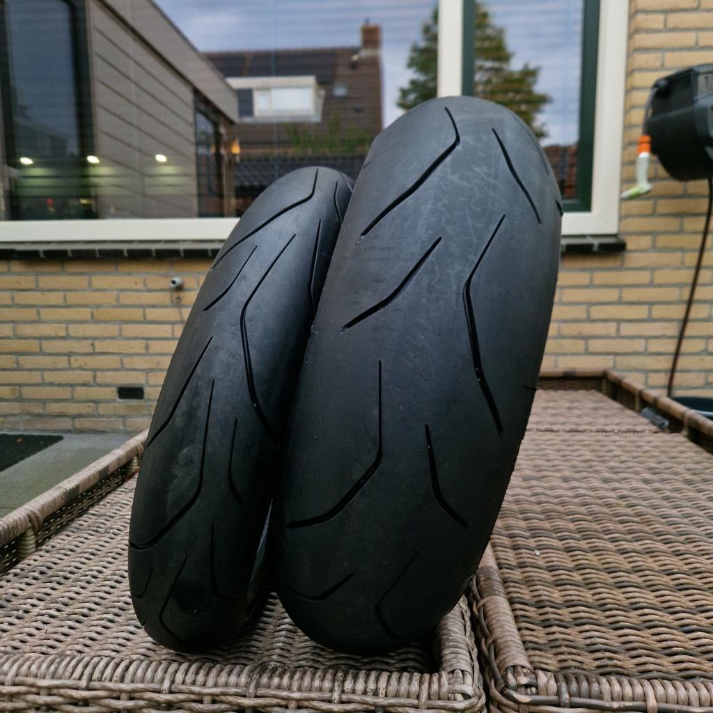 (NIEUW) Dunlop SportSmart TT bandenset 120/70 & 200/55 ZR17, Nieuw, 17 inch, Band(en), Zomerbanden