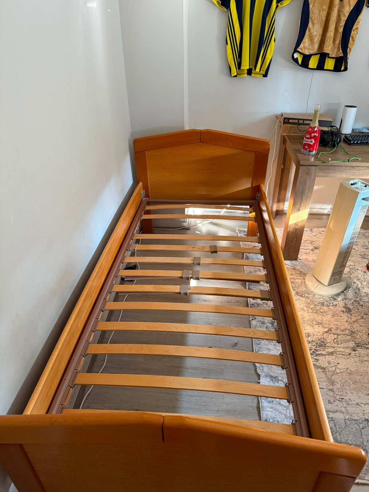 Eenpersoonsbed 90  200 cm – gratis, Huis en Inrichting, Ophalen, 90 cm, Eenpersoons, Wit