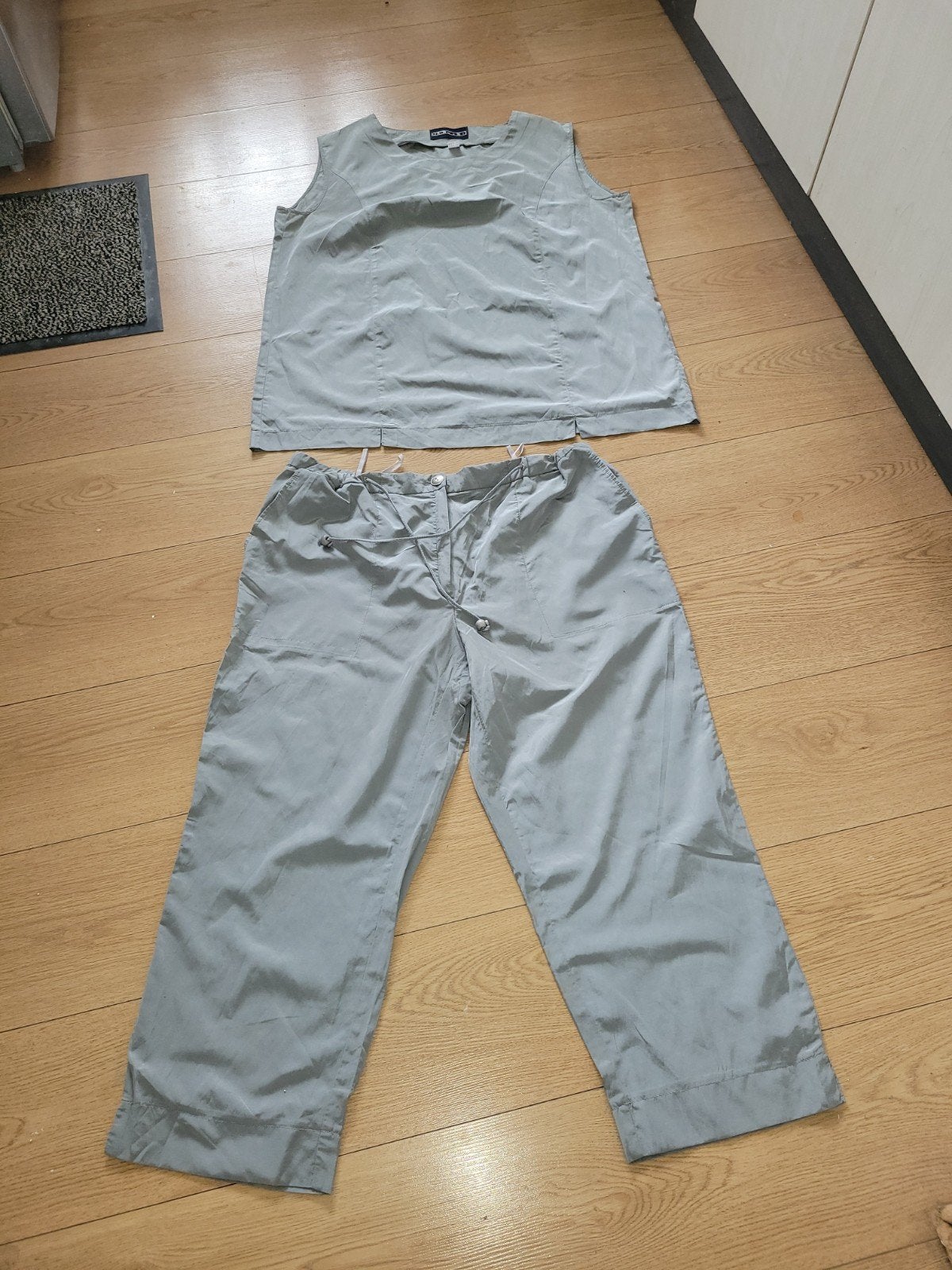 Broek met top maat 48, Kleding | Dames, Maat 46/48 (XL) of groter, Ophalen of Verzenden, Gedragen, Grijs