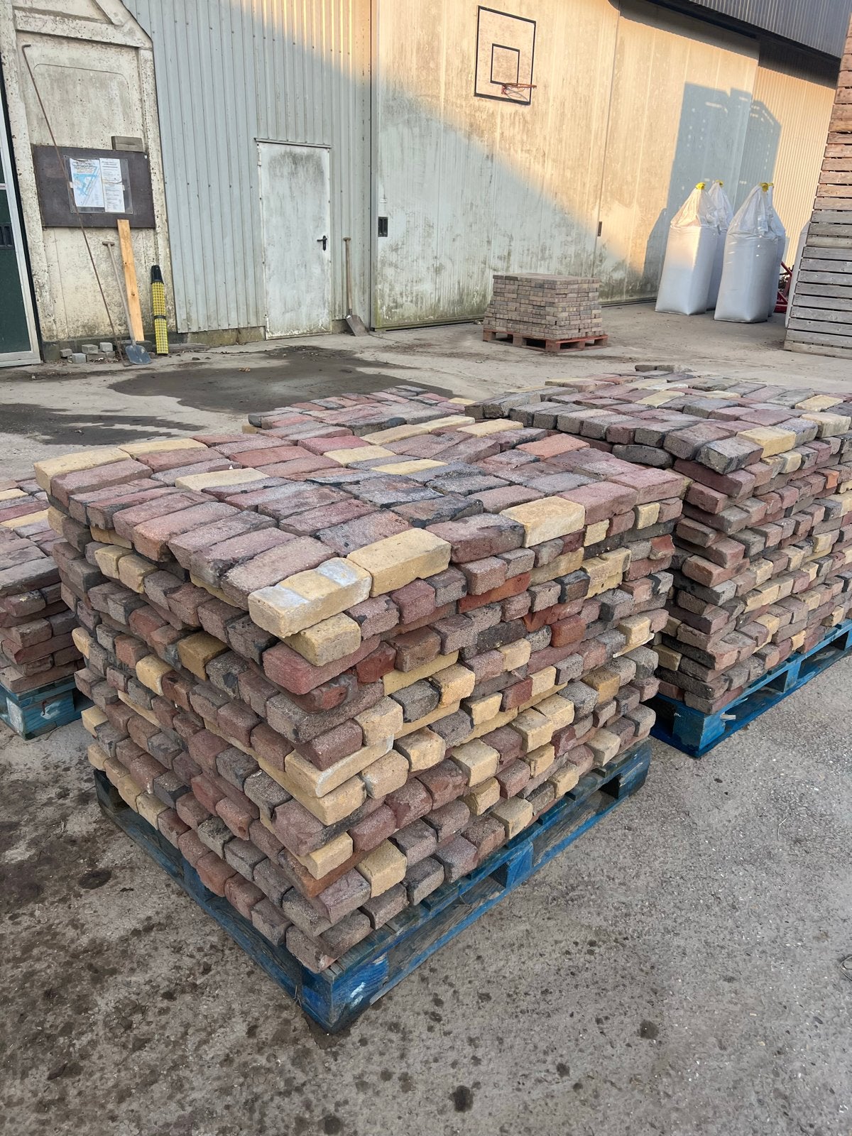 Oude handgebakken waaltjes, Ophalen, Overige materialen, Gebruikt, Klinkers