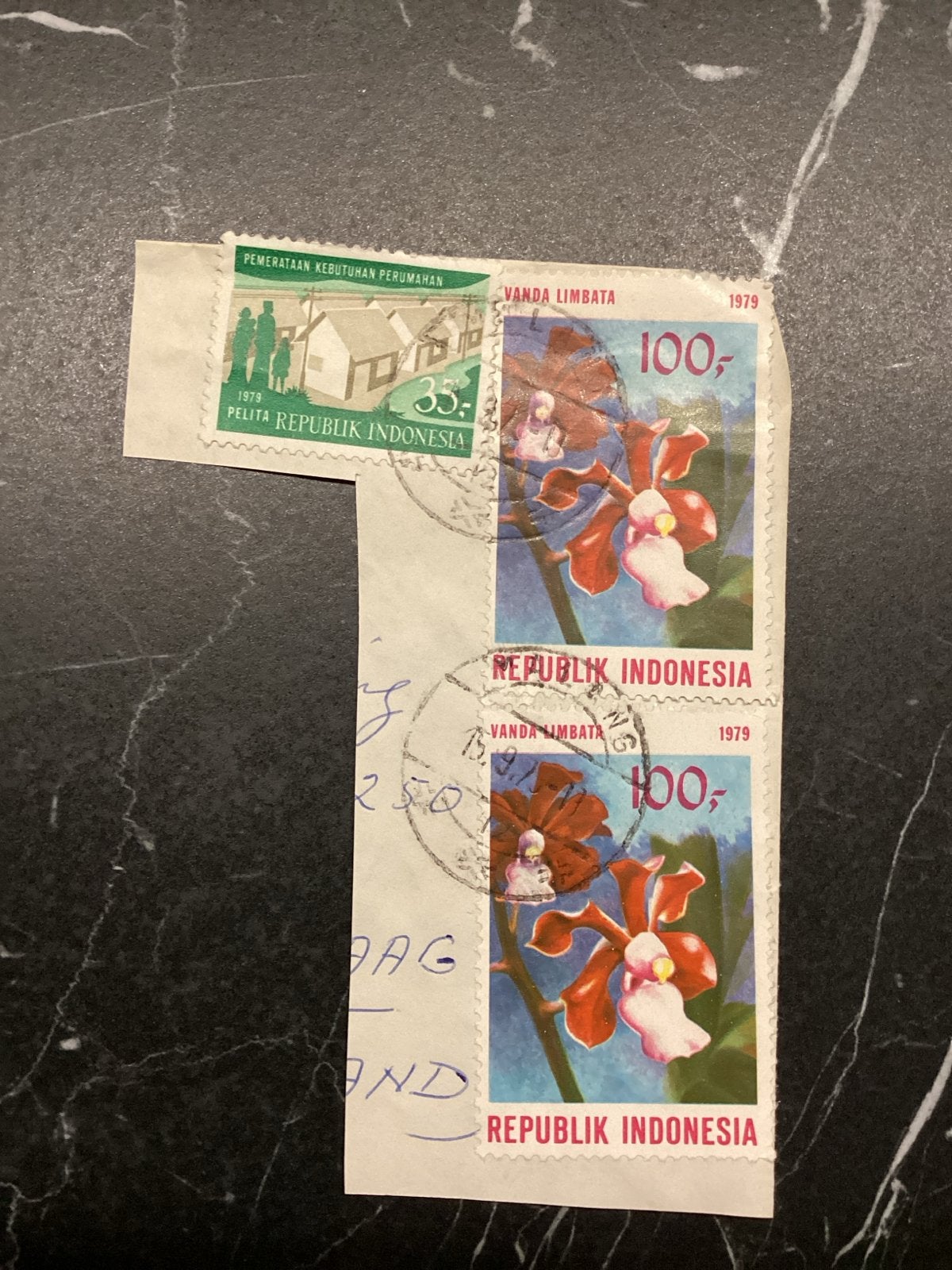 Indonesische postzegels 1979 - Vanda Limbata & Huisvesting, Ophalen of Verzenden, Gestempeld, Zuidoost-Azië