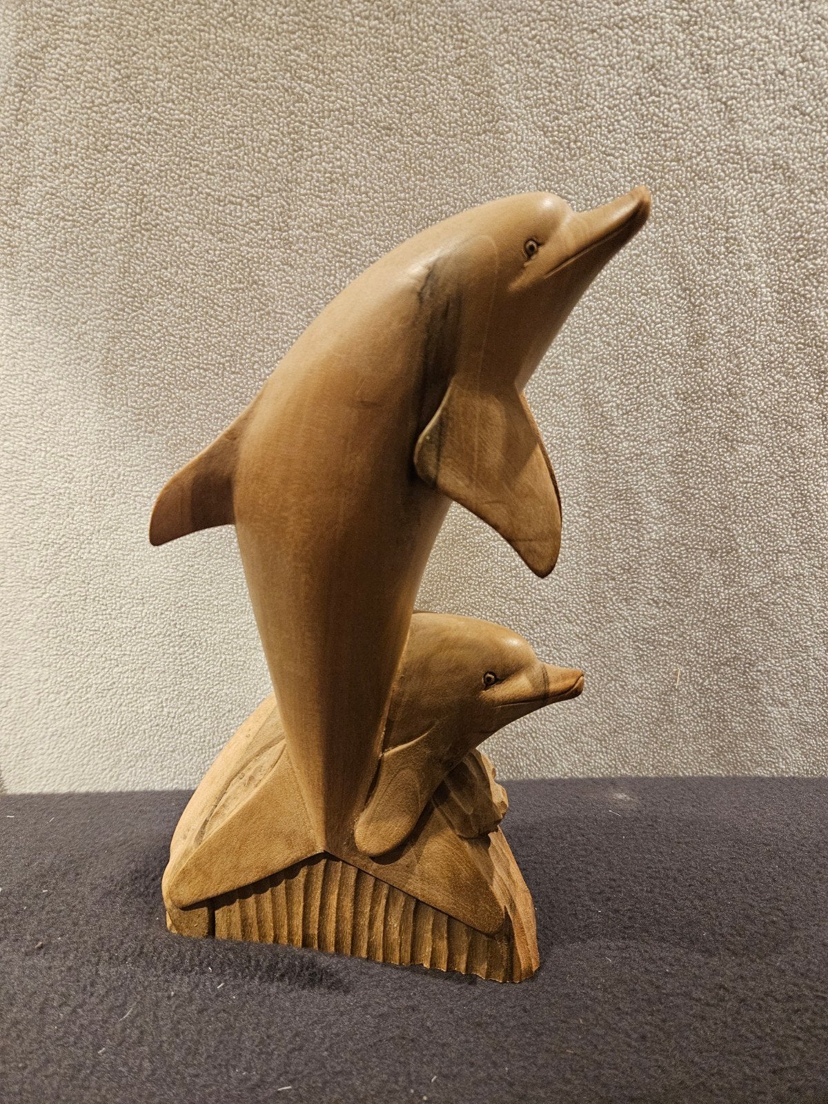 Prachtig houten beeld van dolfijnen, Antiek en Kunst, Ophalen of Verzenden, Handgemaakt, 20 - 50 cm, Zeeleven