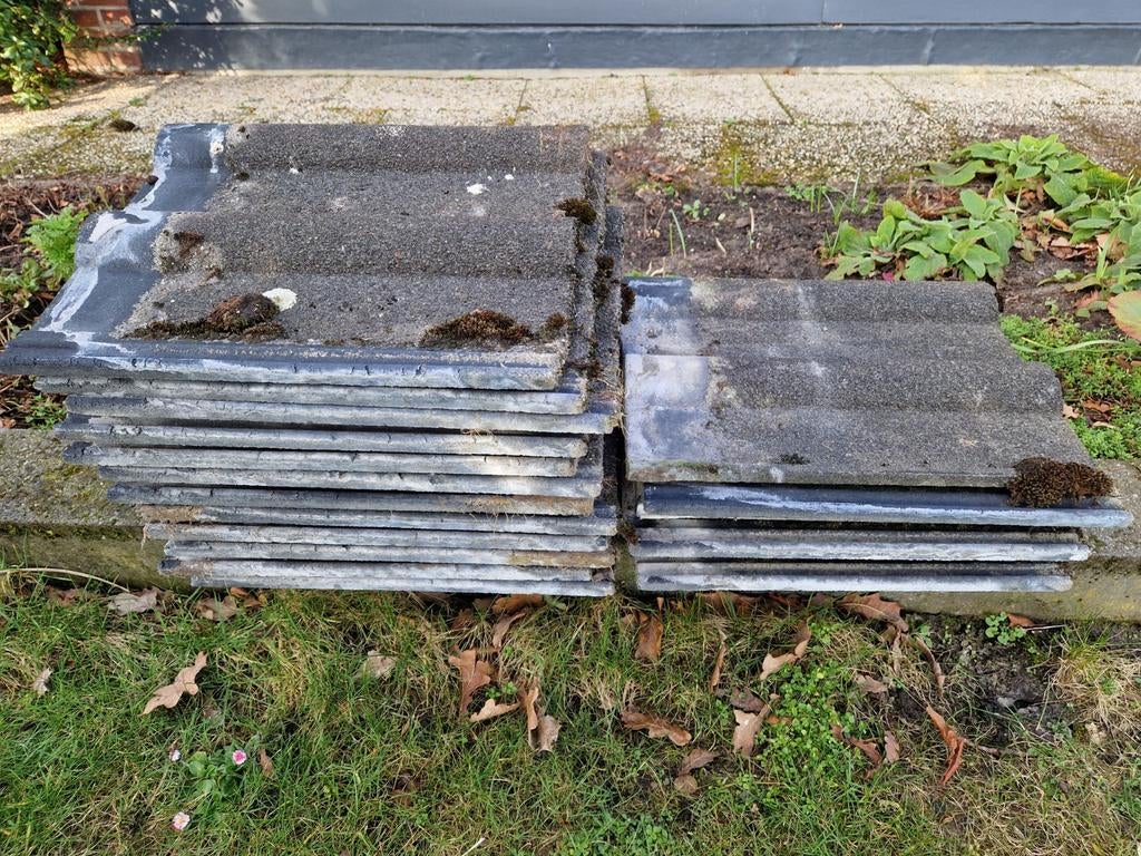 Gratis dakpannen, Ophalen of Verzenden, Steen of Klei, Dakpannen