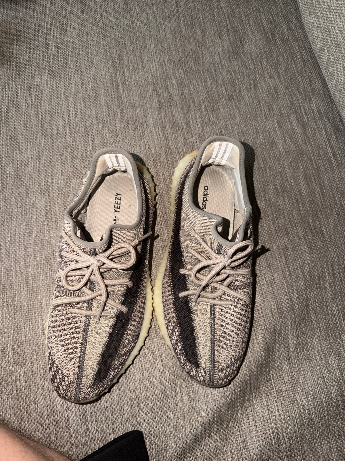Adidas Yeezy Boost 350 V2 'Zyon' Sneakers, Ophalen of Verzenden, Sneakers of Gympen, Grijs, Gedragen