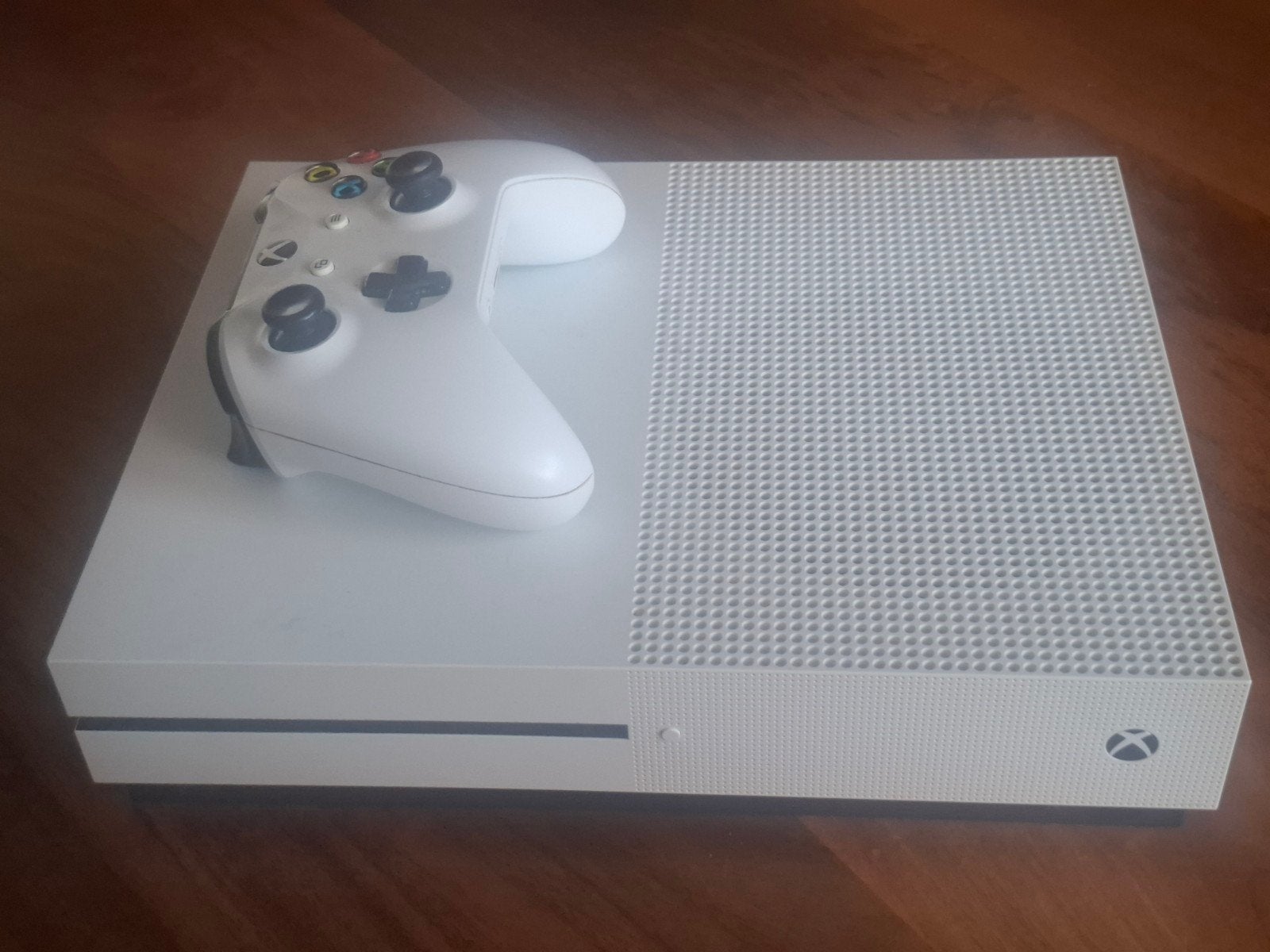 Xbox One S met controller (optioneel 2) en spellen, 1 speler, Ophalen of Verzenden, Gebruikt, Vanaf 3 jaar