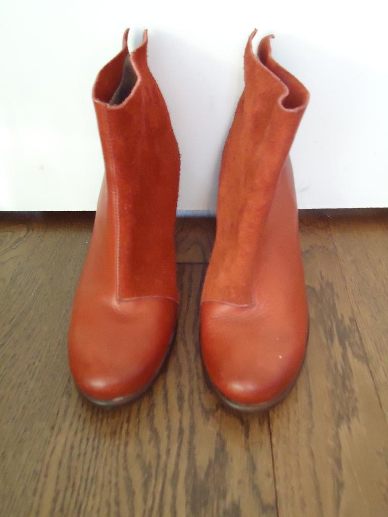 Rode leren met suede Grotesque laarsjes maat 40, Grotesque, Lage of Enkellaarzen, Ophalen of Verzenden, Gedragen