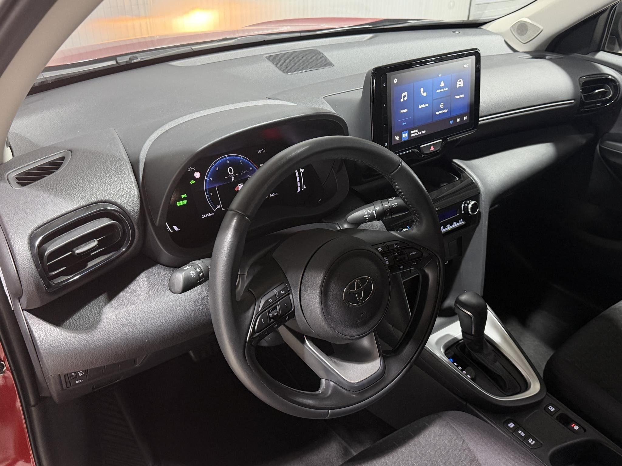 Toyota Yaris Cross 1.5 Hybrid 115 Active, Auto's, Dealer onderhouden, Stof, Gebruikt, 1165 kg