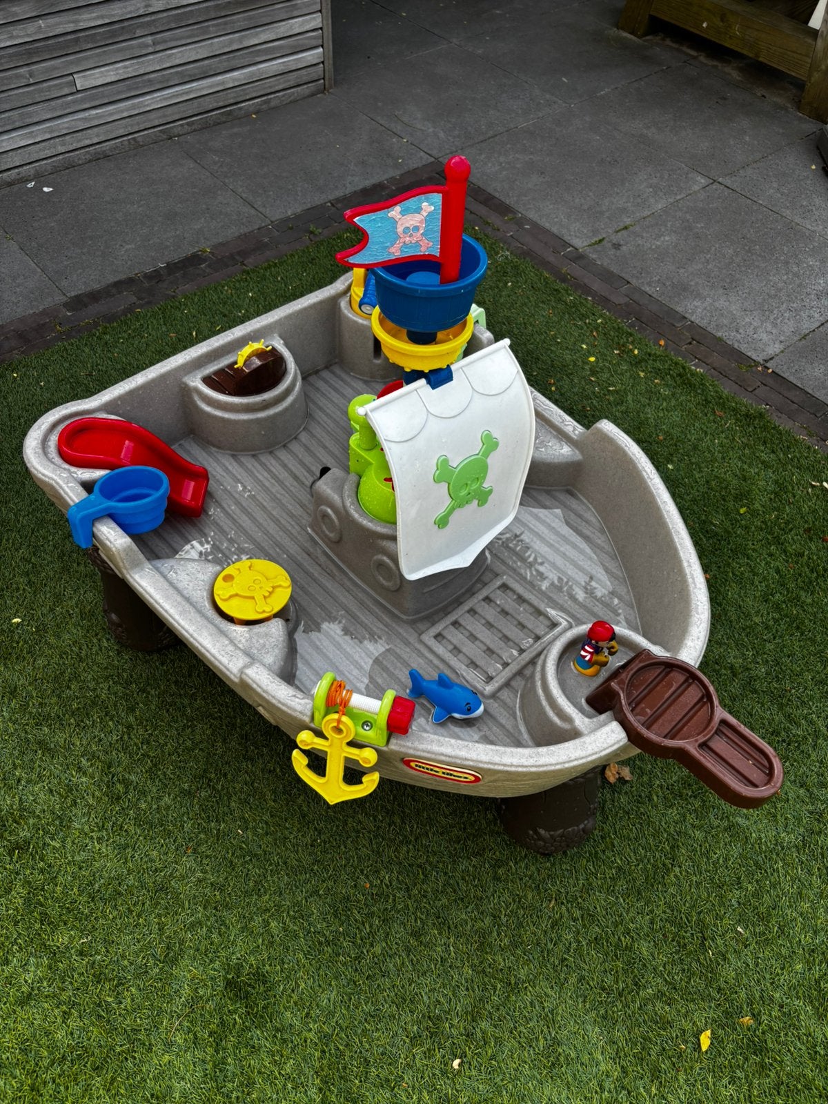 Watertafel little tikes, Kinderen en Baby's, Speelgoed | Speeltafels, Ophalen, Zo goed als nieuw