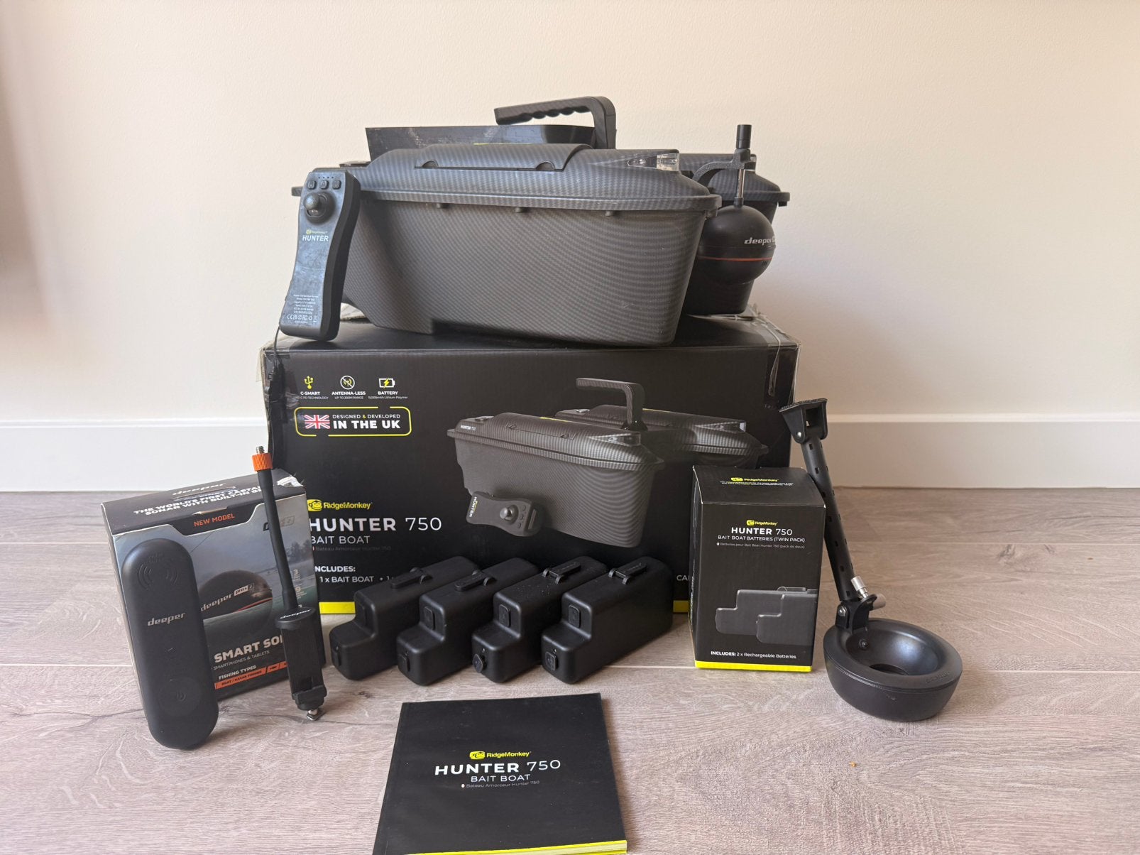 Ridgemonkey Hunter 750 Voerboot + Deeper Pro+ 2 Complete Set, Ophalen, Zo goed als nieuw, Overige typen